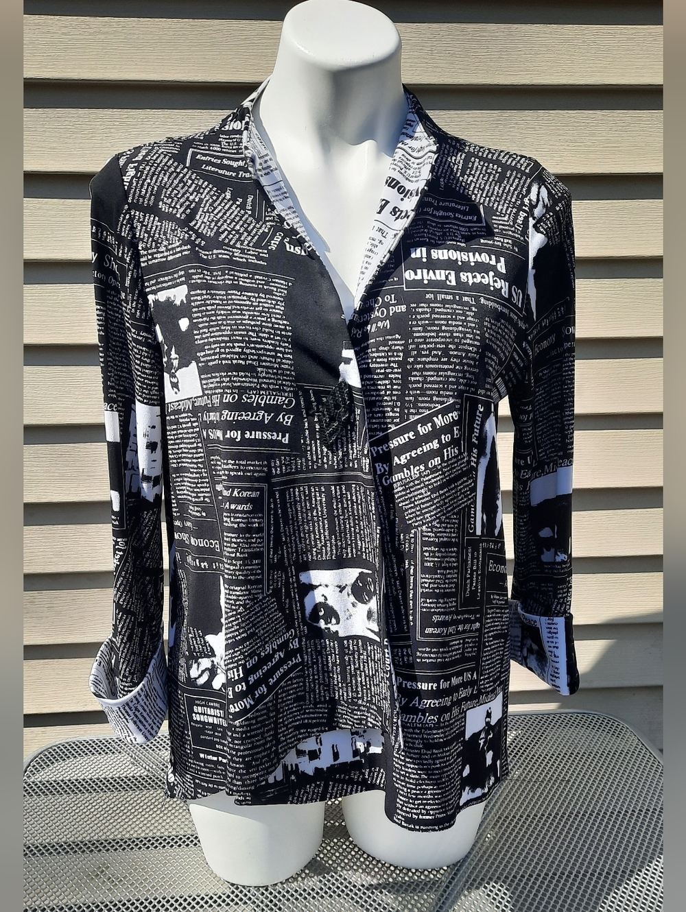 IC by Connie K Newspaper Print Jacket Blazer Newsprint Size Small